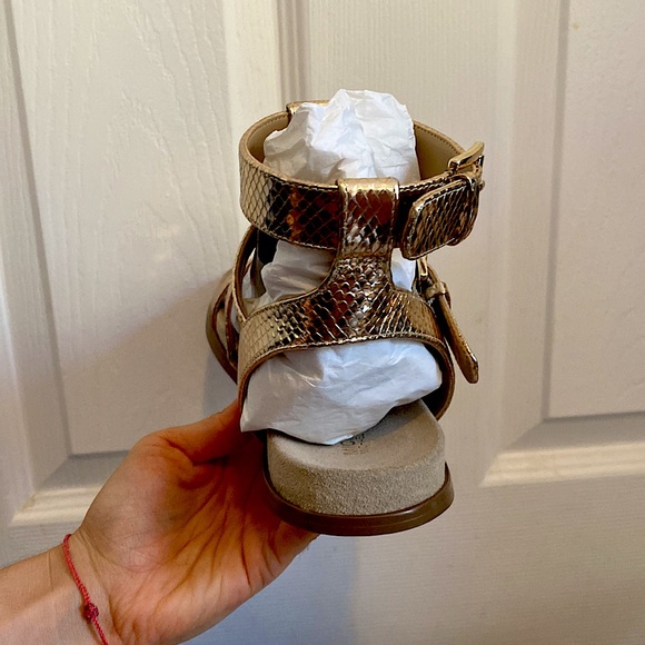 MICHAEL KORS (Brand New!) Golden Roman-Like Sandals - Picture 6 of 8